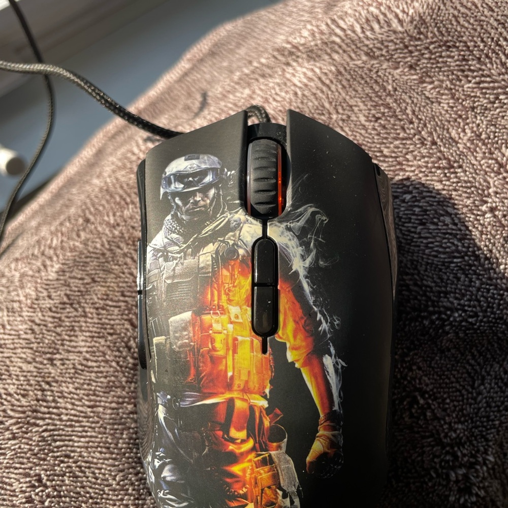 Battlefield 3 Razer Imperator Gaming Mouse - Picture 12 of 14